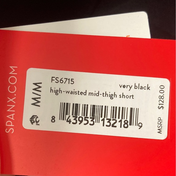 8/19 NFS-Haute Contour High-waisted Short - Picture 11 of 13